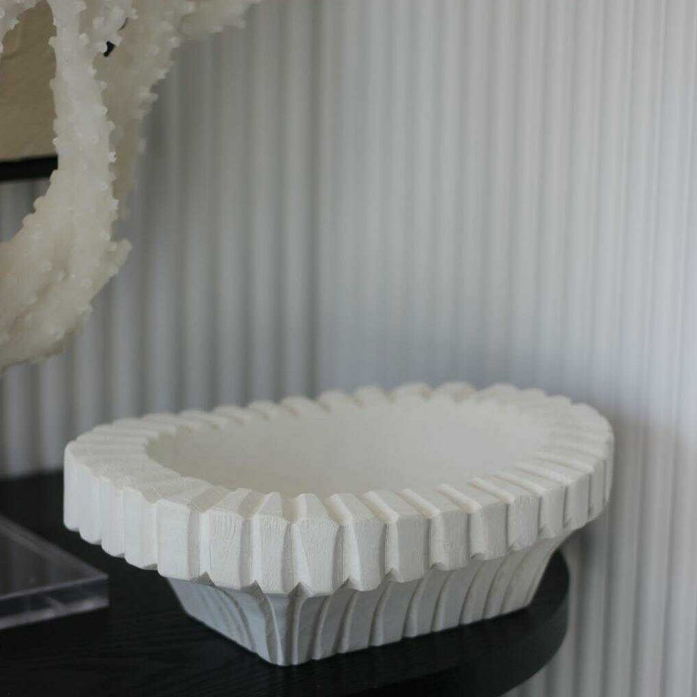 Vertical Groove Plate White