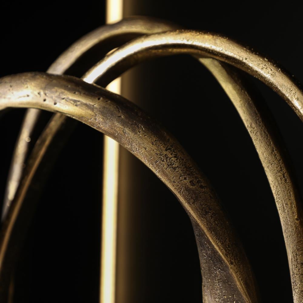 Circular Art Ornament